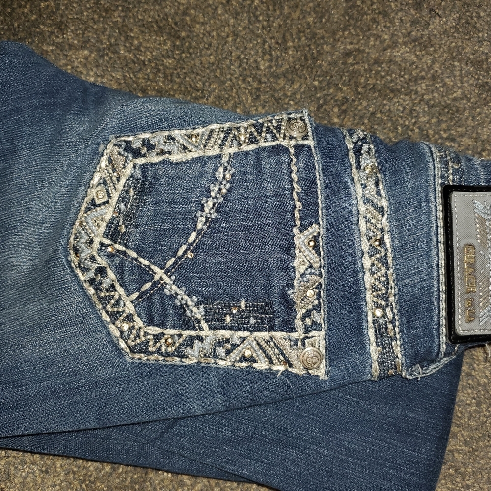 Grace in La jeans